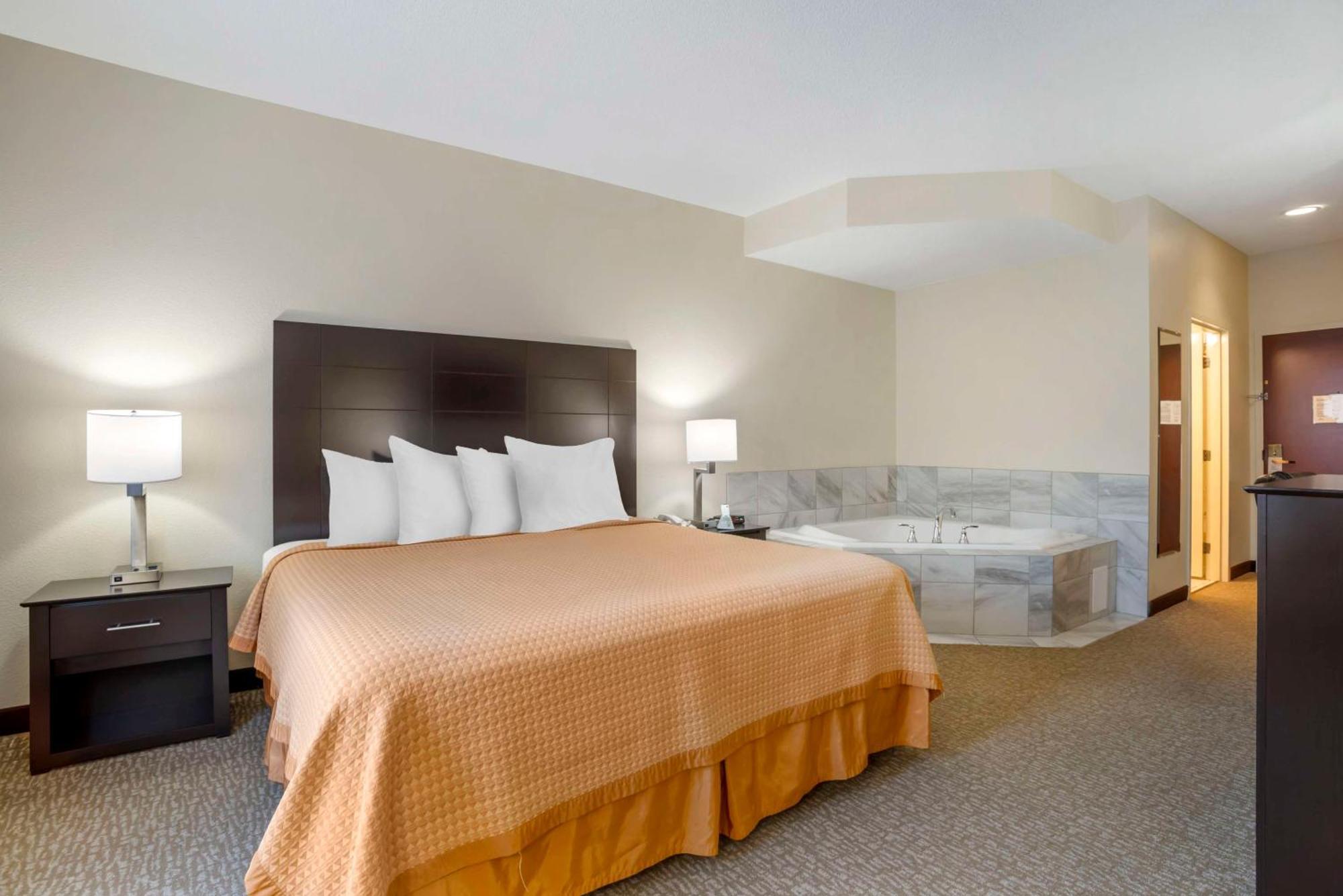 פורט מיל Best Western Carowinds מראה חיצוני תמונה