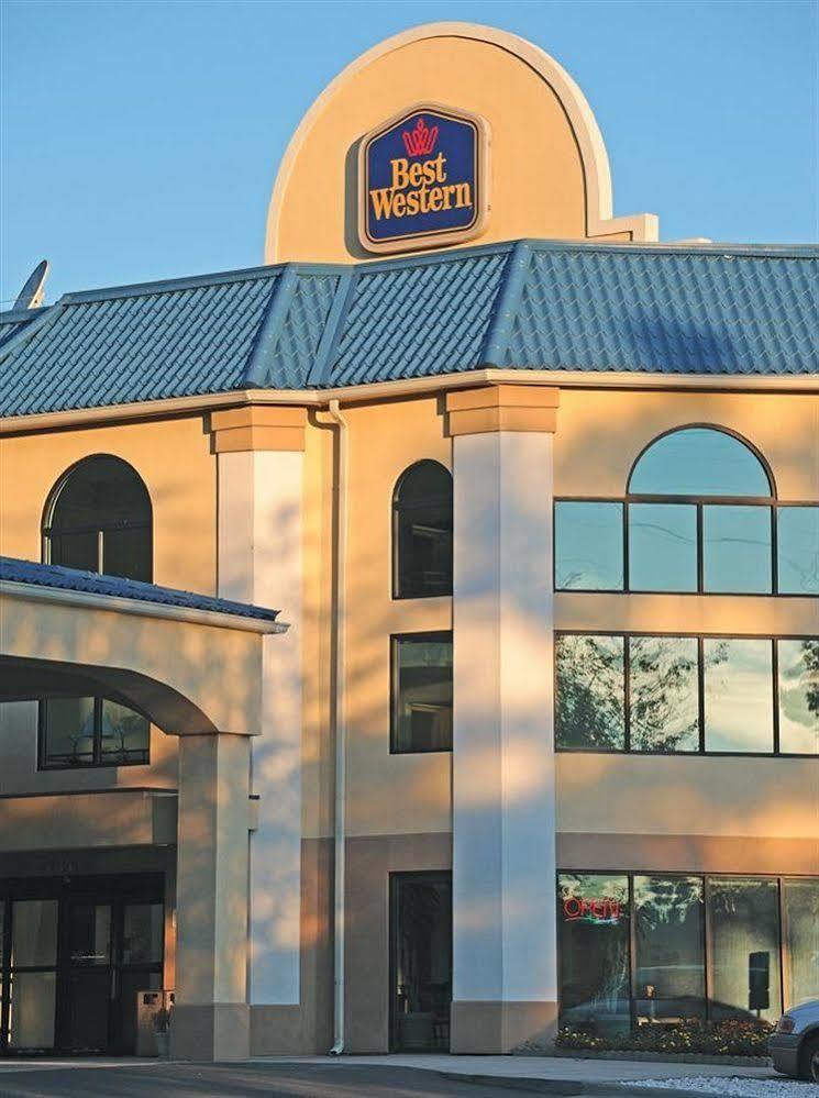 פורט מיל Best Western Carowinds מראה חיצוני תמונה